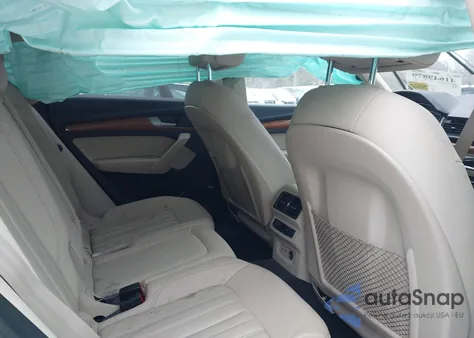 2021 Audi Q5 Premium 45 Tfsi Quattro S Tronic из США, поврежденный, VIN WA1AAAFY4M2108226